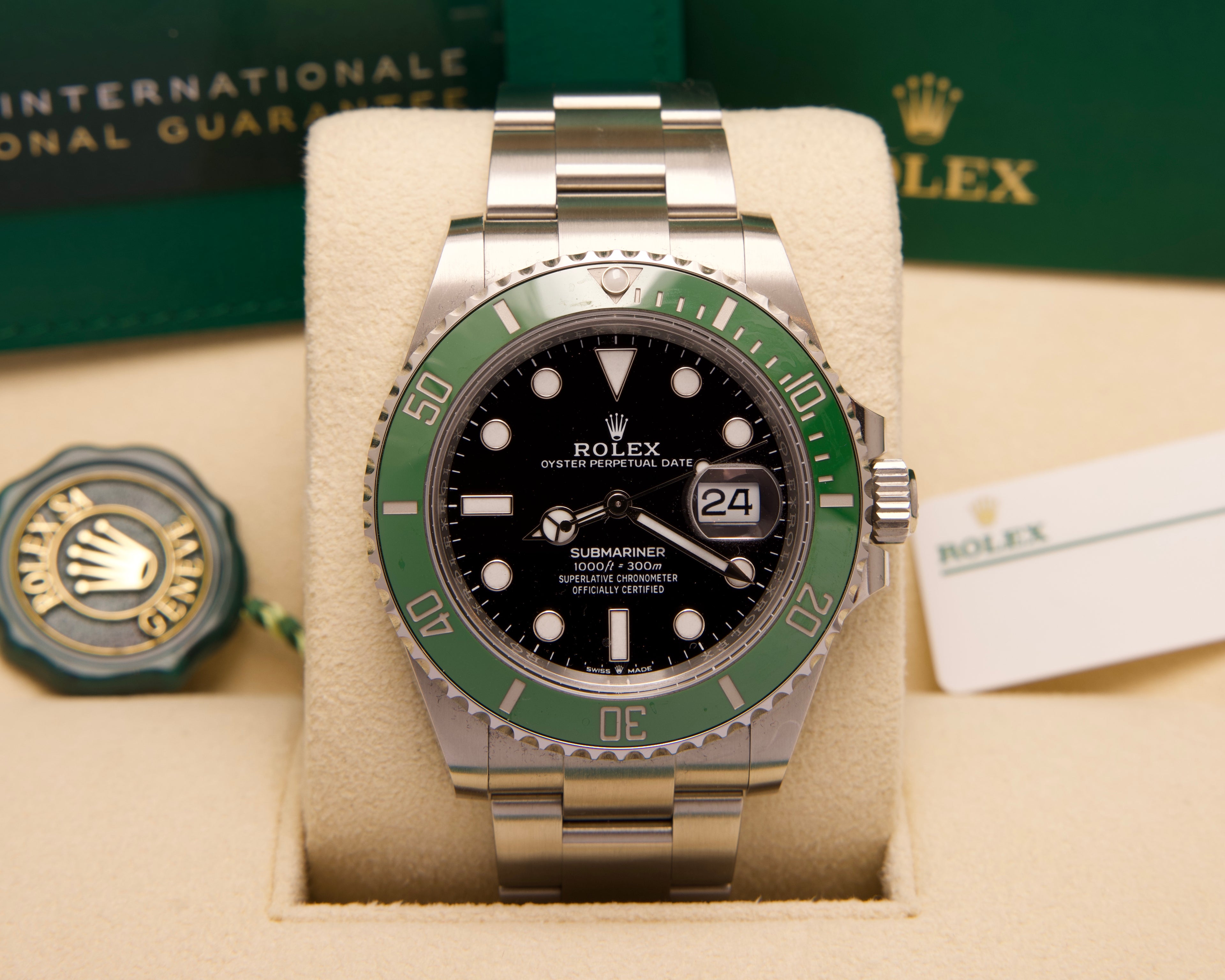 Rolex Submariner Date 126610LV „Starbucks“ – 2024 – Fullset