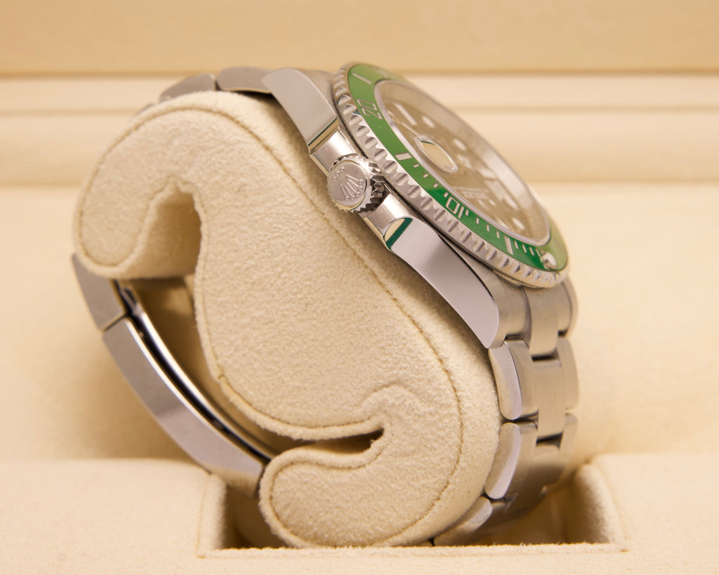 Rolex Submariner Date 126610LV „Starbucks“ – 2024 – Fullset